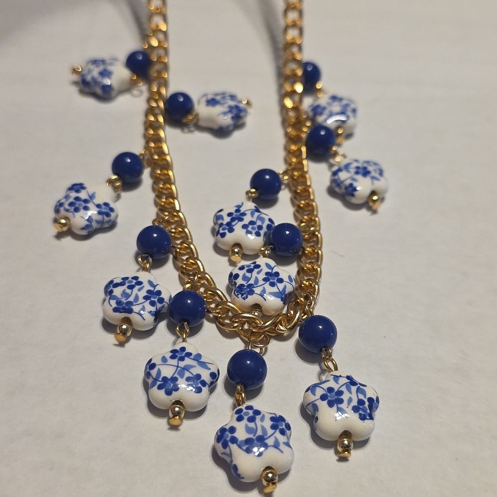 Gold and Blue Floral Necklace - Picture 12 of 16